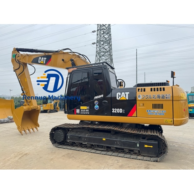 2023 Caterpillar 320D2-43484233