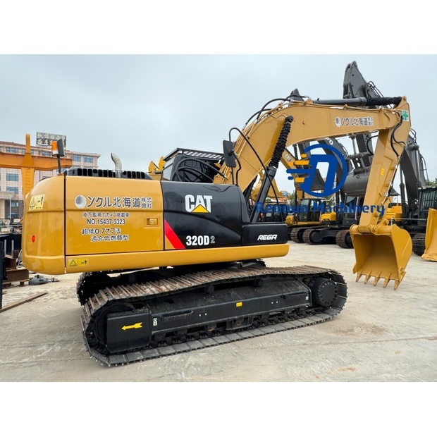 2023 Caterpillar 320D2-43484234