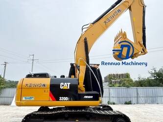 Image for 2024 Caterpillar 320D2L