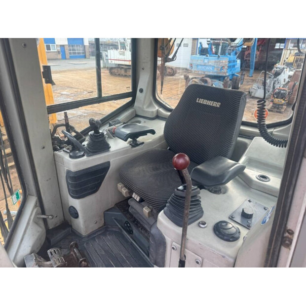 2011 Liebherr PR 734 L GP-43484375