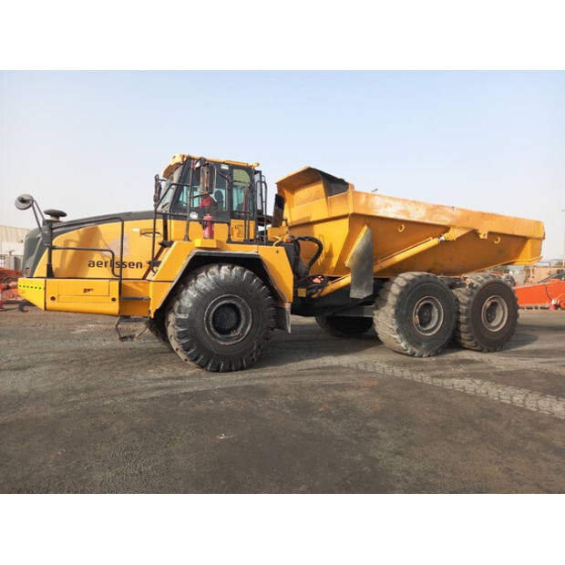 2017 Komatsu HM400-3R-43484596