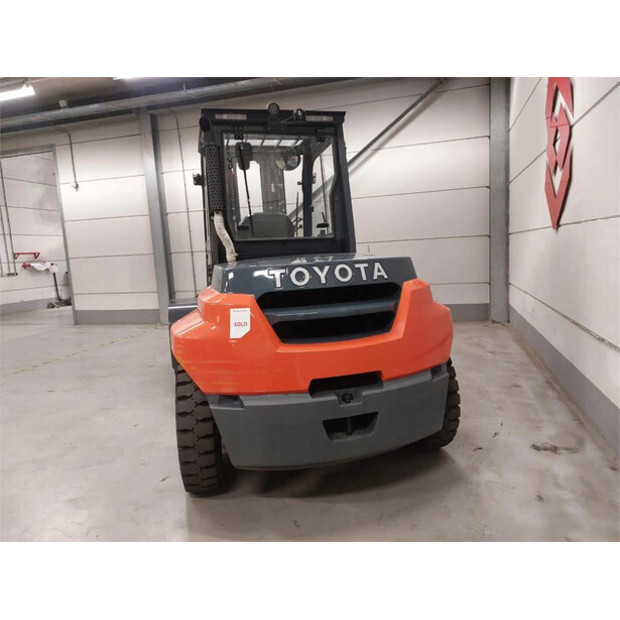 2022 تويوتا 8FD70F-43484666