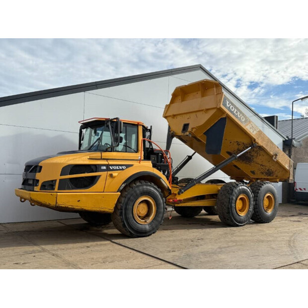 2015 فولفو A30G-43484964