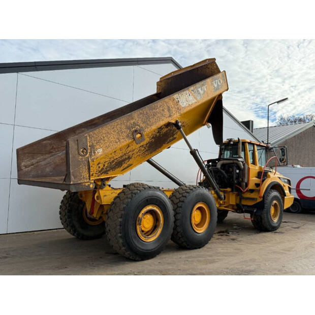 2015 فولفو A30G-43484968