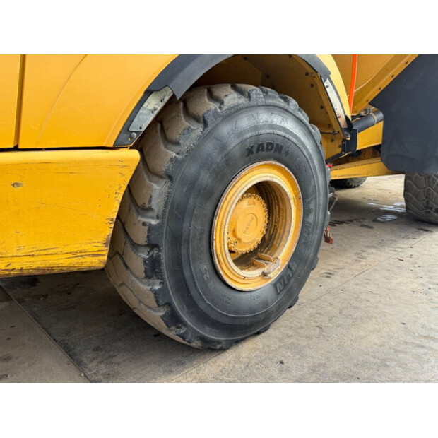 2015 فولفو A30G-43484978