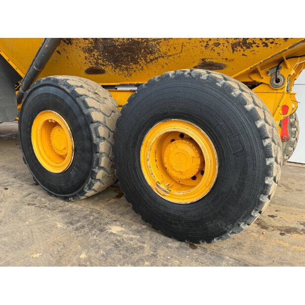 2015 فولفو A30G-43484979