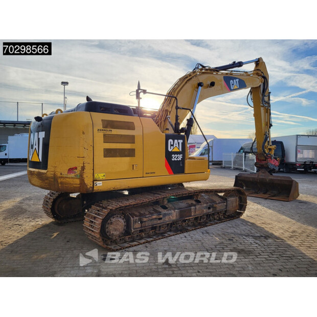 2017 كاتربيلر 323FL-43485405