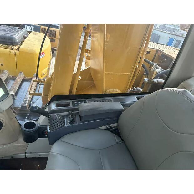 2019 Caterpillar 320C-43485673