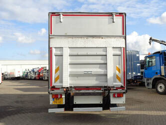 2006-mercedes-benz-axor-1823-1380168-43486139