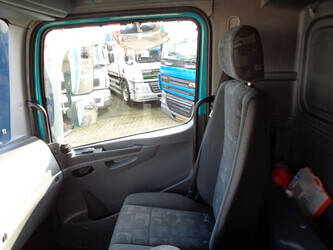 2006-mercedes-benz-axor-1823-1380168-43486144