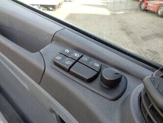 2006-mercedes-benz-axor-1823-1380168-43486147