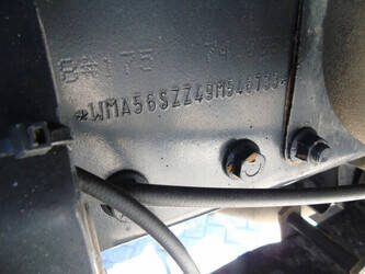 2009-man-others-43486254