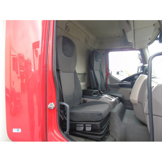 2016 داف LF 220-43486379