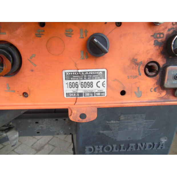 2016 داف LF 220-43486393