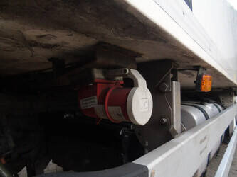 2016-daf-lf-220-1380173-43486406