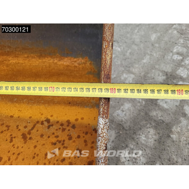 2017 هيتاشى ZX140W-6-43487285