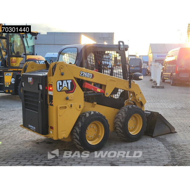 2022 Caterpillar 226D3-43487327