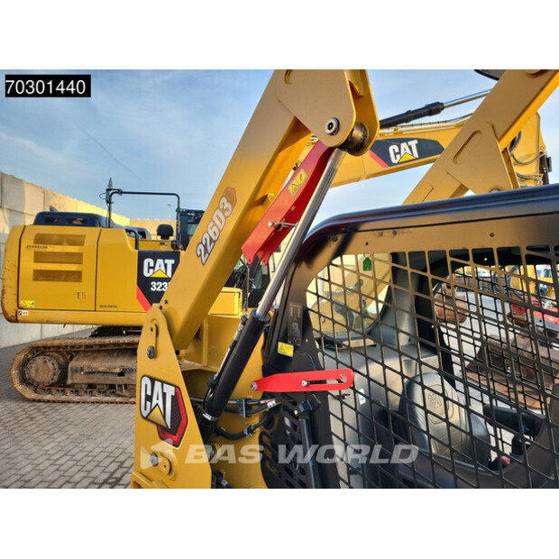 2022 Caterpillar 226D3-43487342
