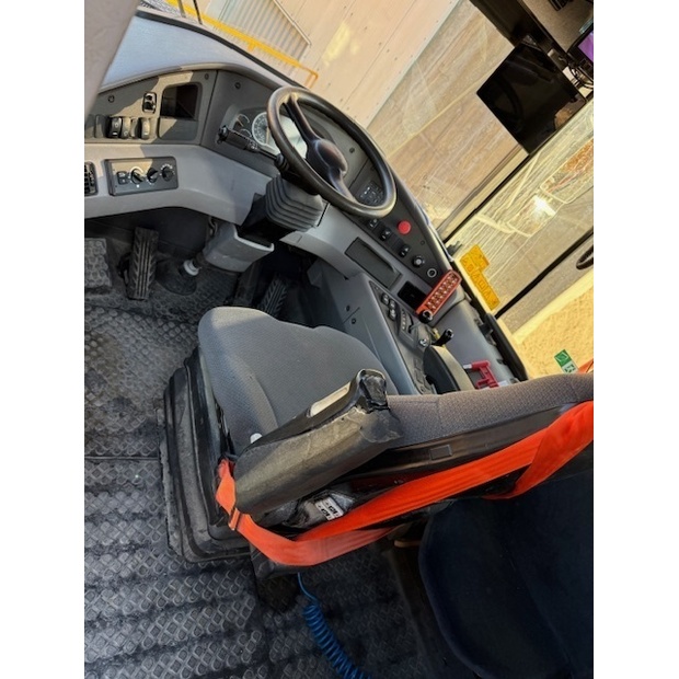 2018 فولفو A30G-43493913