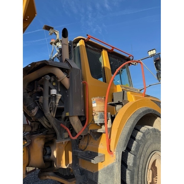 2018 فولفو A30G-43493917