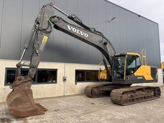 Image for TRACKED EXCAVATORS 2015 Volvo EC220EL