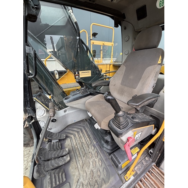 2015 Volvo EC220EL-43494015