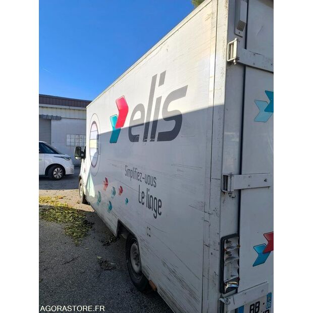 2010 Renault Master-43501427