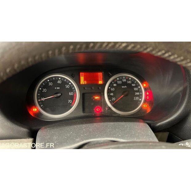 2005 Renault Clio-43501876