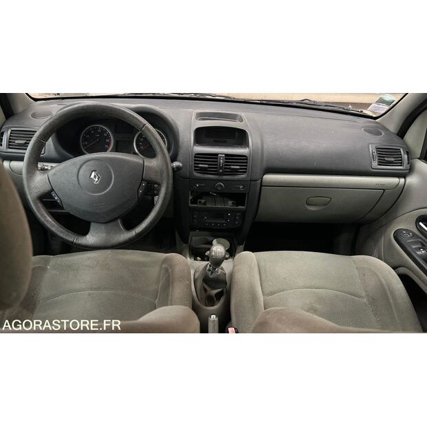2005 Renault Clio-43501877