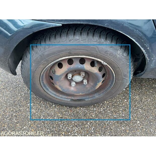 2005 Renault Clio-43501884