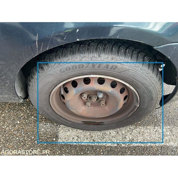 2005 Renault Clio-43501896