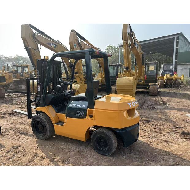 2022 Toyota 30-43503277