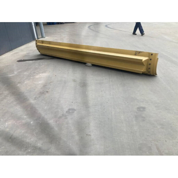 2025 Caterpillar 120M2-43503711