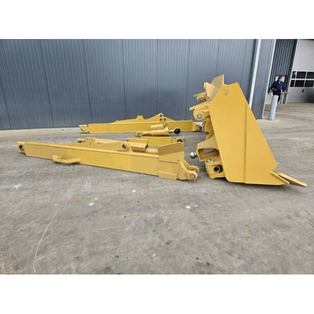 2025 كاتربيلر D8R-43503971