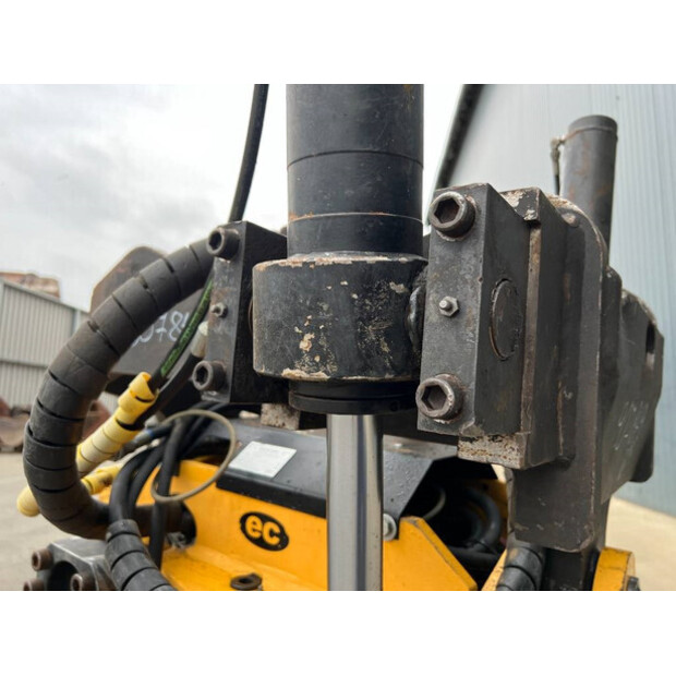 2008 Engcon S70-43506166