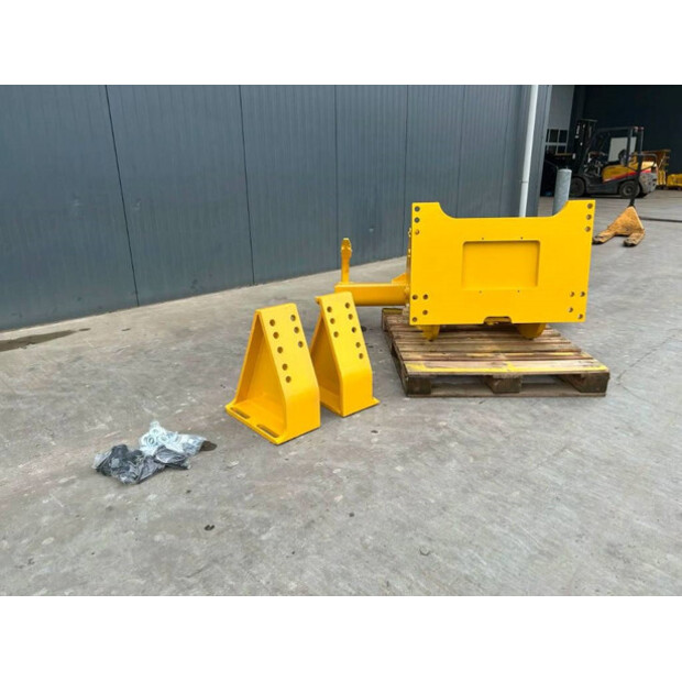 2025 Komatsu D38-43506230