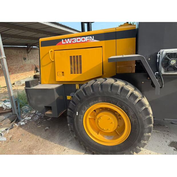 2024 اكس سي ام جي LW300FN-43508457