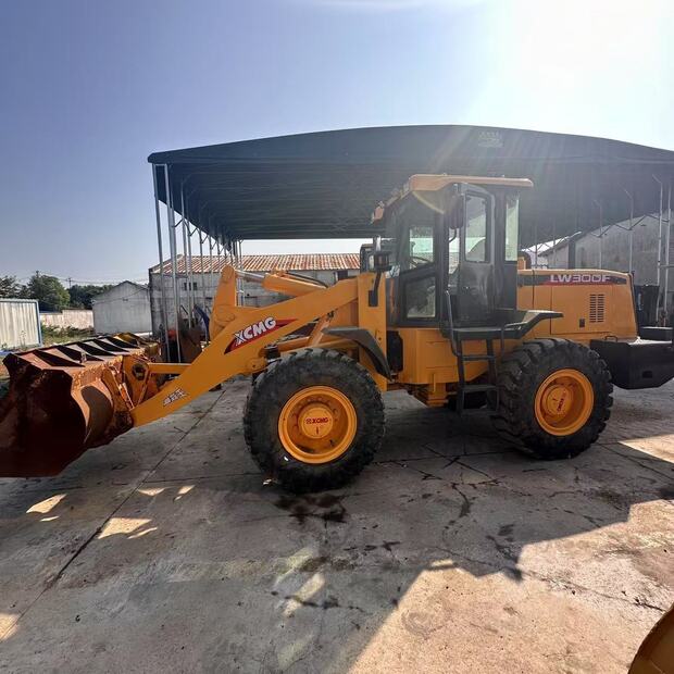 2022 اكس سي ام جي LW300F-43508460