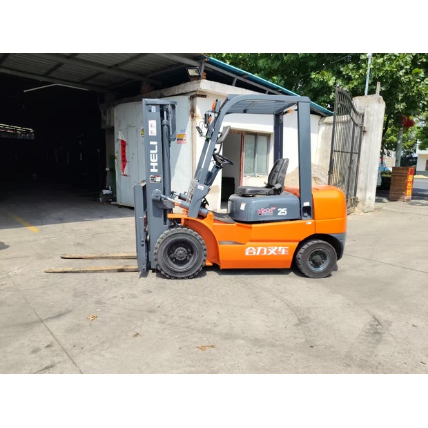 2022 HELI 25-43508500