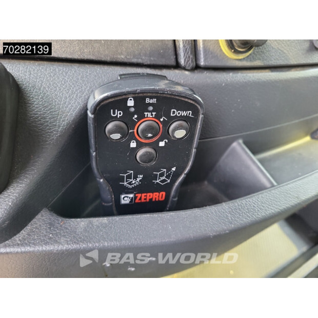 2018 Mercedes-Benz Atego 1524-43509430