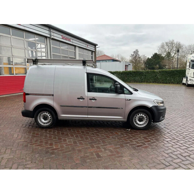 2017 Volkswagen Caddy-43510502