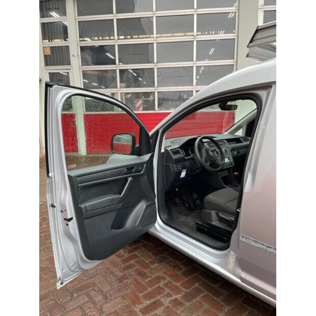 2017 Volkswagen Caddy-43510513