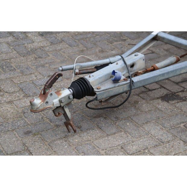 2005 Hulco R2-43510748