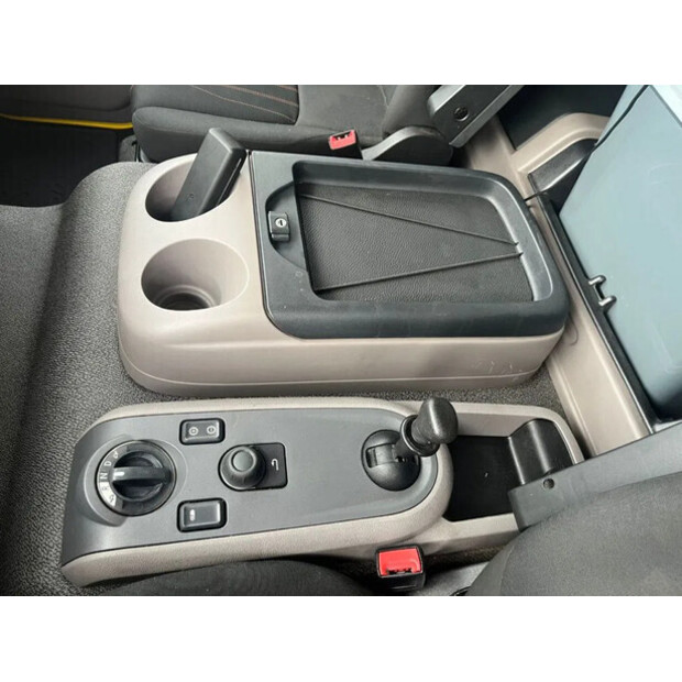 2018 داف LF 210 FA 12 TN-43511330