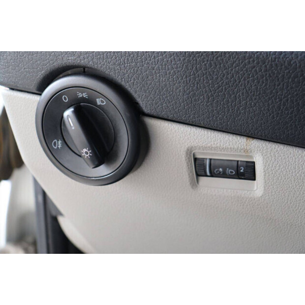 2017 Volkswagen Transporter TDI-43513299