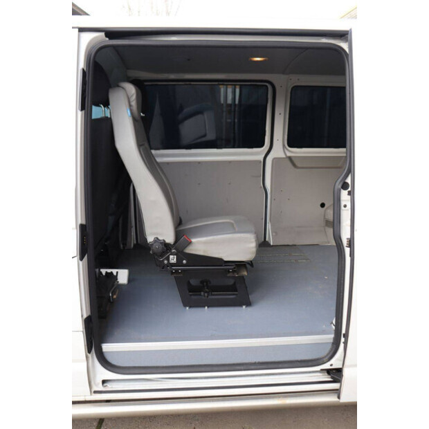 2017 Volkswagen Transporter TDI-43513301