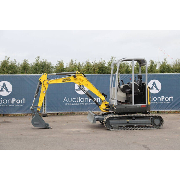 2018 نيوسون EZ28-43513399