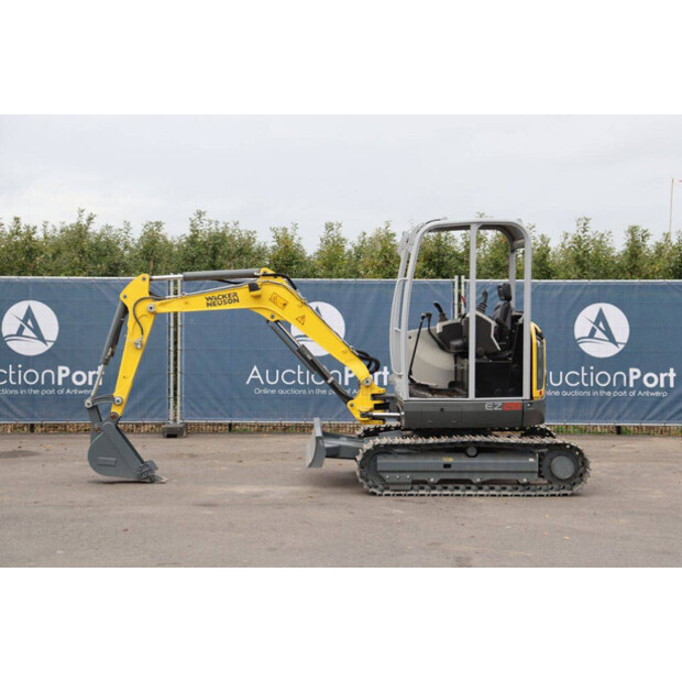 2018 نيوسون EZ28-43513400