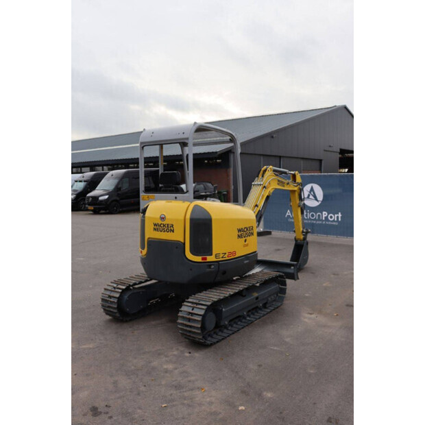 2018 نيوسون EZ28-43513404