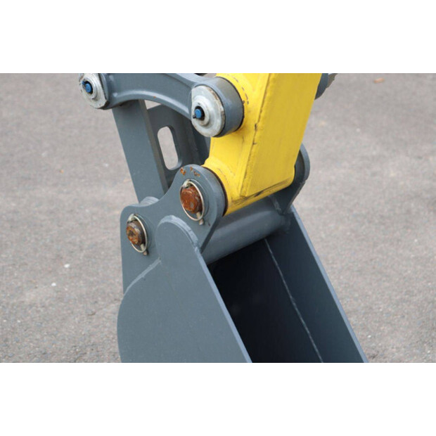 2018 نيوسون EZ28-43513414